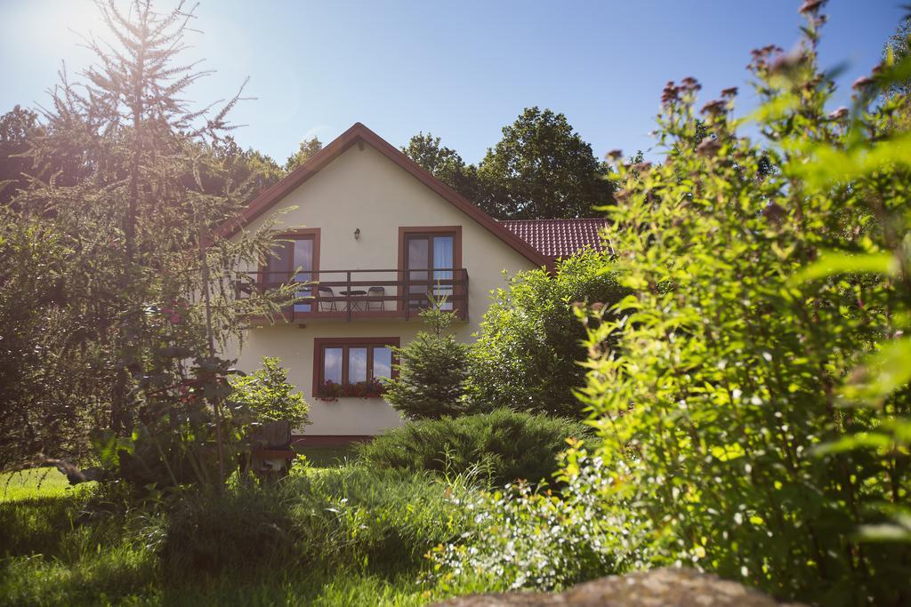 Pokoje Goscinne Na Skraju Puszczy Pogorzelce Exterior photo